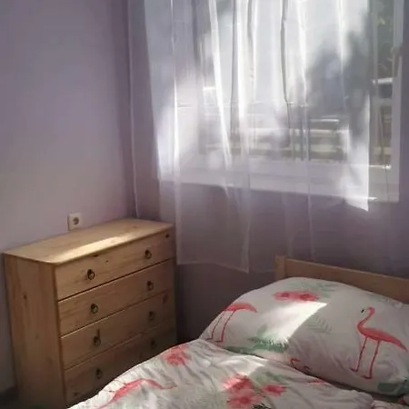 Levendula Apartman Apartment *