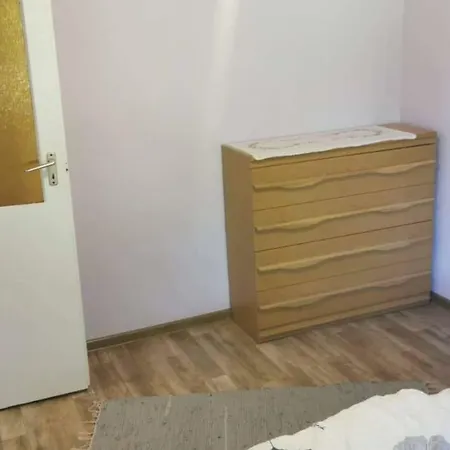 Levendula Apartman Apartment